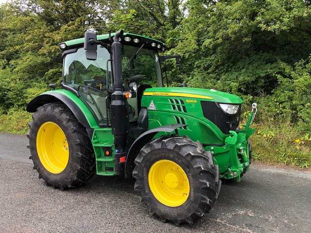 JOHN DEERE 6120R